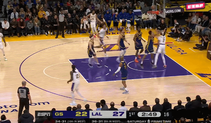 浓眉哥重返赛场，大比分获胜首场状态出色，DWG观众沸腾！观众掌声雷动(掘金队比赛回放)