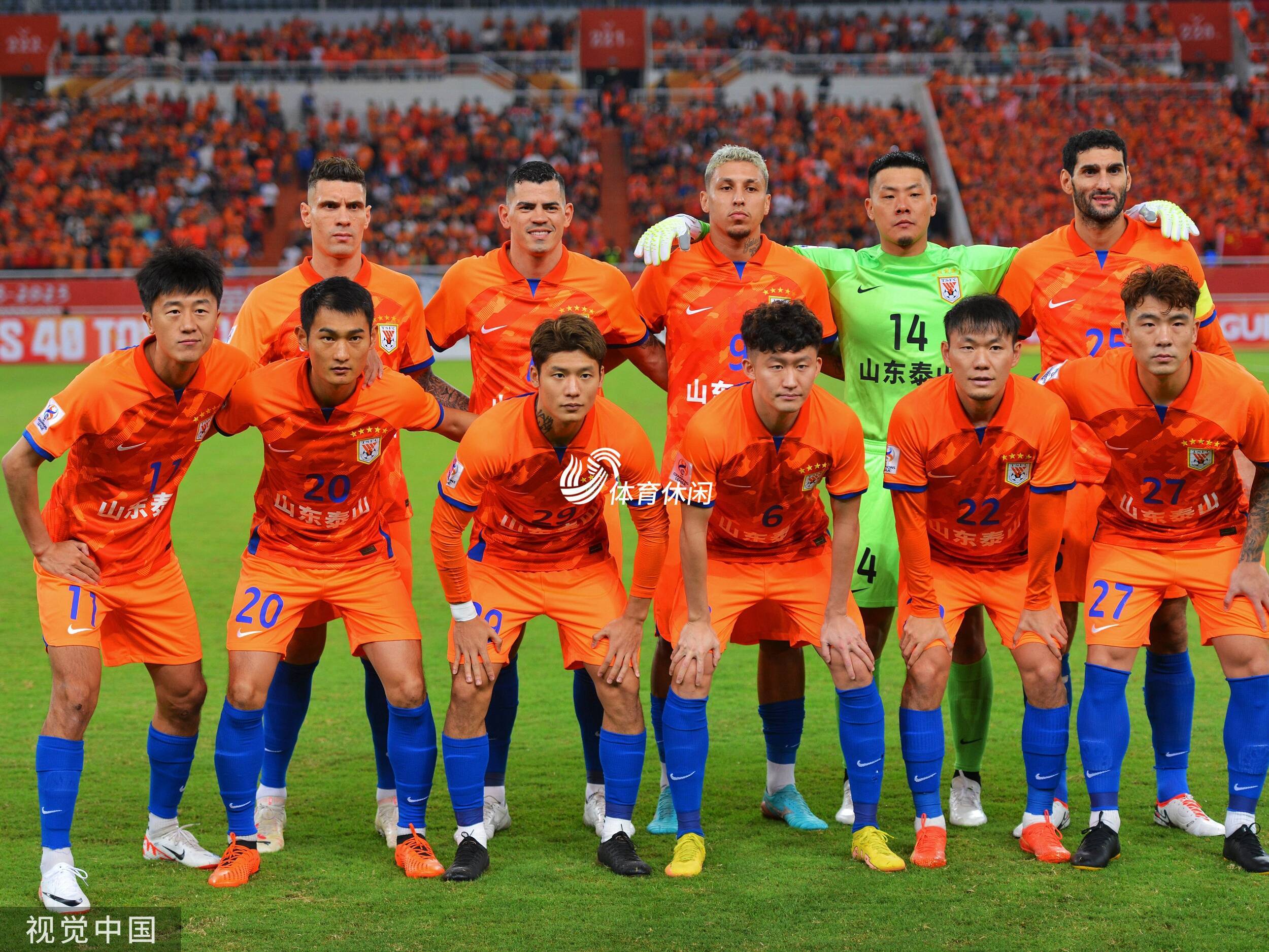 今晚亚冠焦点战;山东泰山调整名单;气氛紧张;资深球员宣示担当的简单介绍 今晚亚冠焦点战;山东泰山调整名单;气氛紧张;资深球员宣示担当的简单介绍